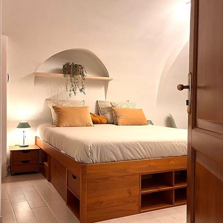 Ca' Pecina - Casa Vacanze Dolceacqua Bagian luar foto