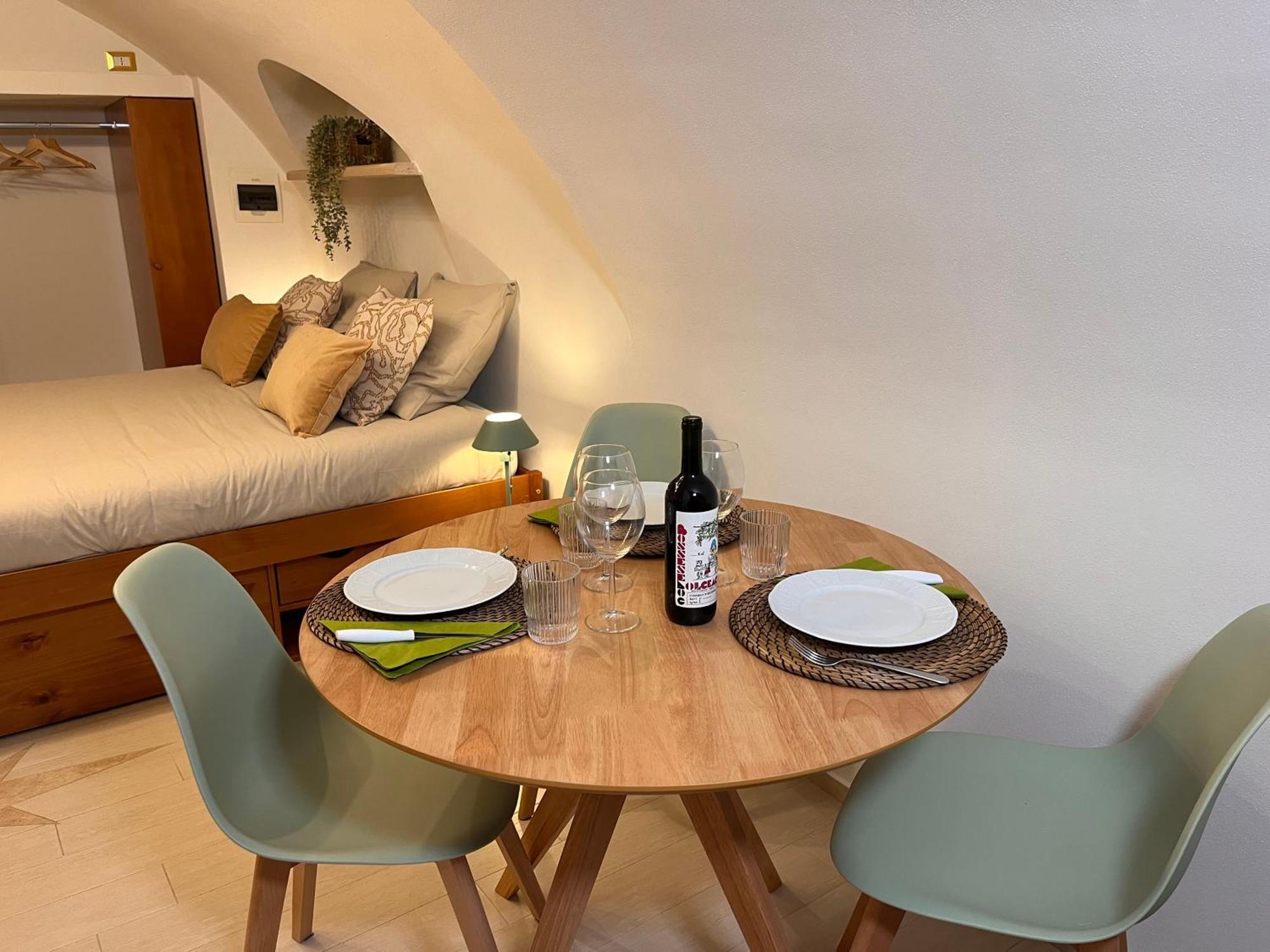 Ca' Pecina - Casa Vacanze Dolceacqua Bagian luar foto